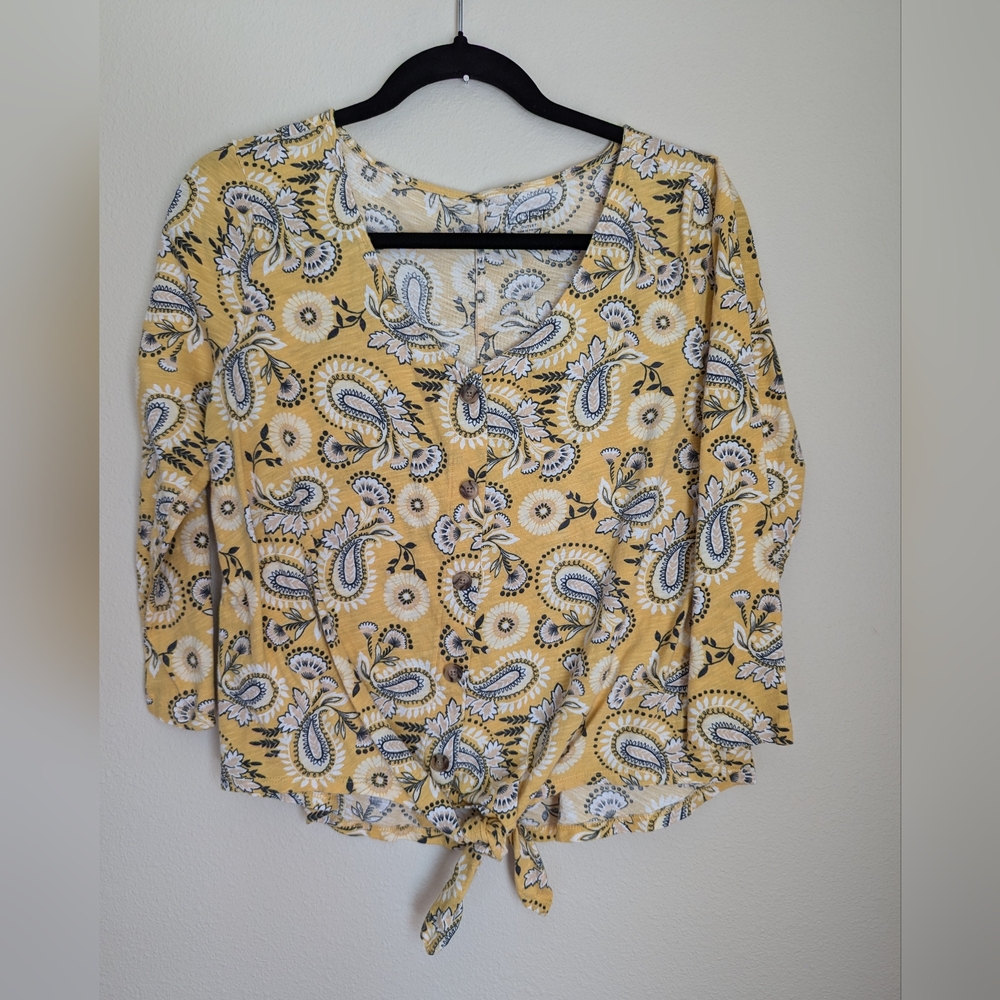 Ann Taylor LOFT Yellow Paisley Tie Front Shirt Size M